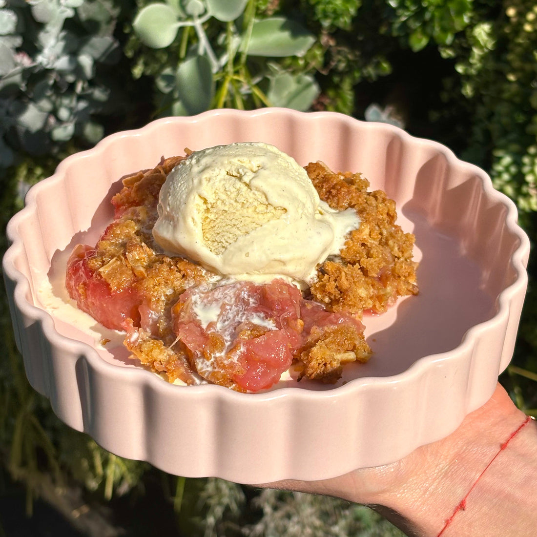 Apple & Rhubarb Crumble