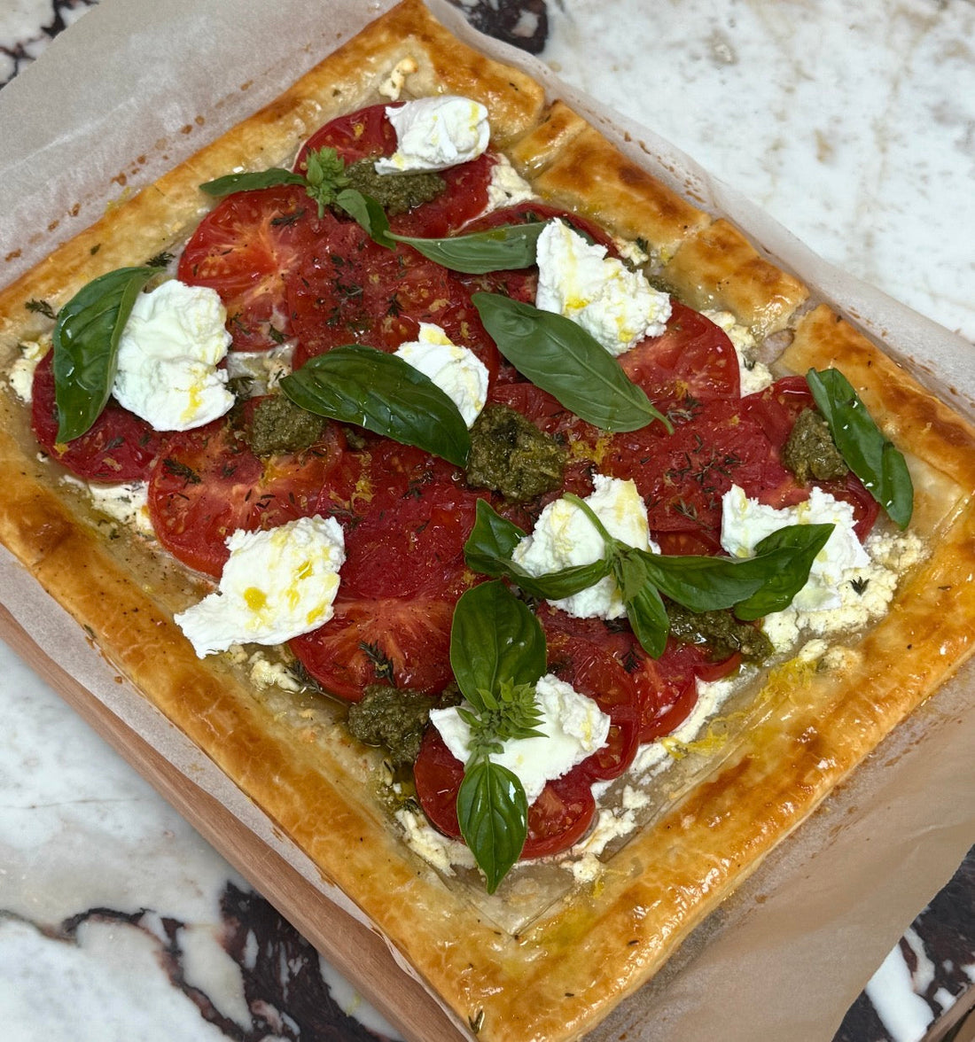 Tomato, Goat’s Cheese & Pesto Galette